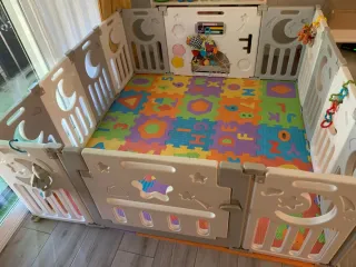 Parque infantil plegable + alfombra