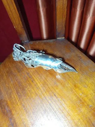 Garra articulada plata ley diseño dragón