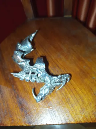 Garra articulada plata ley diseño dragón