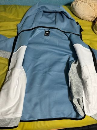 Nike Tech Fleece Hoodie Talla M con etiquetas
