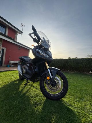 Honda X-ADV 750 Negra (2021-2024)