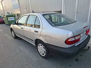 Nissan Almera 1999