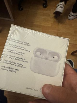Auriculares inalámbricos blancos