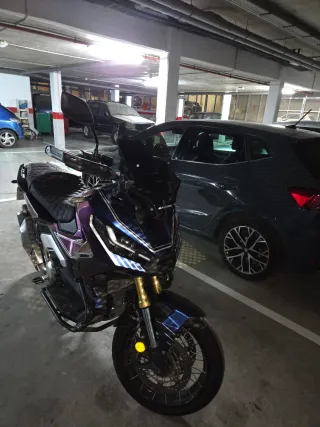 Honda X-ADV Azul/Morado