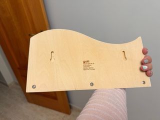 Colgador infantil madera Goki nuevo