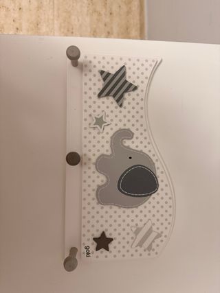 Colgador infantil madera Goki nuevo