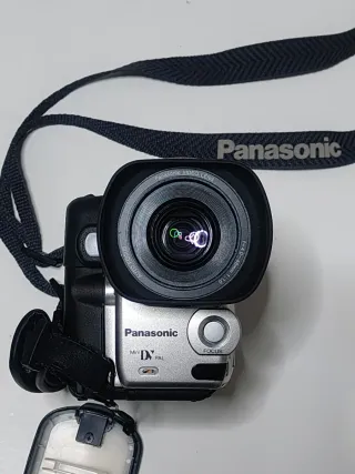 Panasonic NV-DX100 3CCD + Accesorios. En su caja.