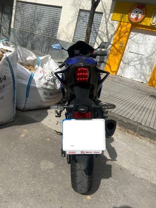 Yamaha R3 Azul Deportiva
