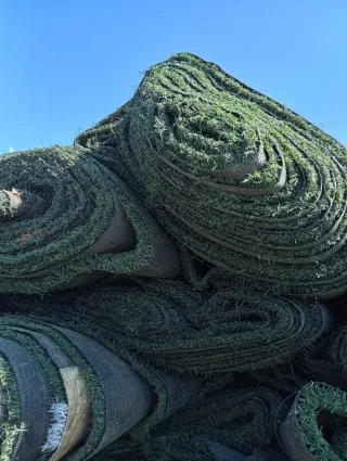 Césped artificial reciclado campos fútbol