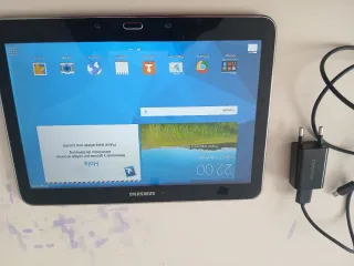 Samsung Tablet Negra + Cargador