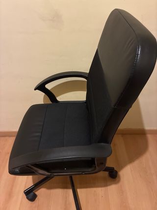 Silla IKEA RENBERGET como nueva – cómoda