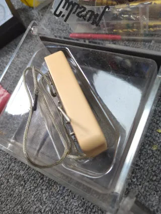 Pastillas Gibson P90 Originales