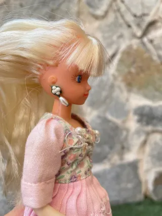 Muñeca Chabel Feber