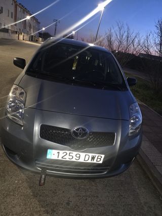 Toyota Yaris 2006