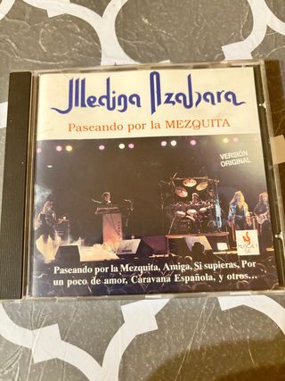 CD Medina Azahara - Paseando por la Mezquita