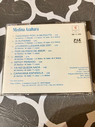 CD Medina Azahara - Paseando por la Mezquita