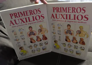 Primeros Auxilios , 2 libros