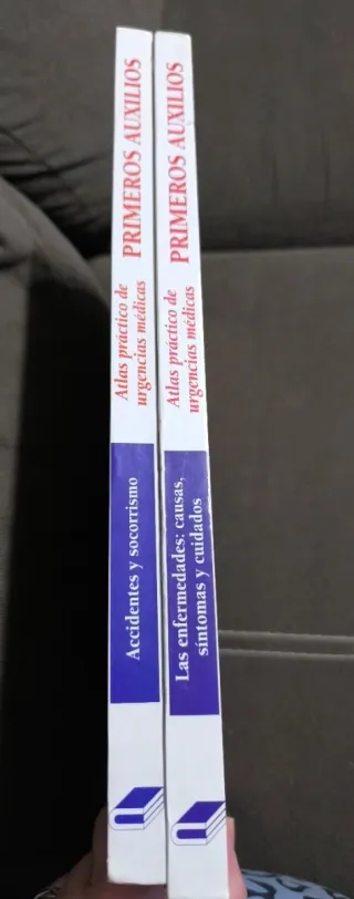 Primeros Auxilios , 2 libros