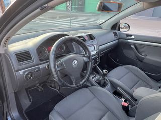 Volkswagen Golf 2005