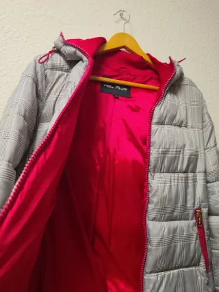 Cazadora cuadros gris y rojo