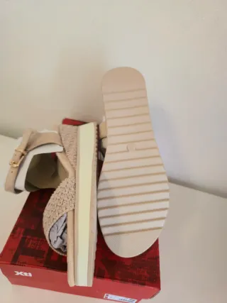 Sandalias XTI Mujer Talla 38 Beige/Blanco