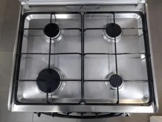 Cocina Corberó gas butano con horno eléctrico