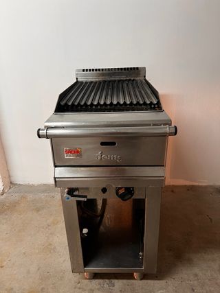 Barbacoa a gas de piedra volcánica y agua Jemi