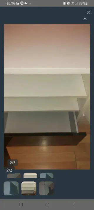 Mueble de salón blanco y negro