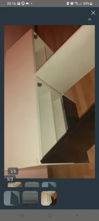 Mueble de salón blanco y negro