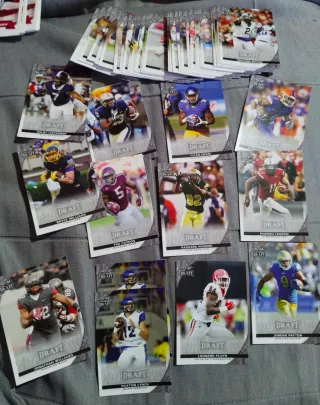 Lote Cards NFL. Más de 200.