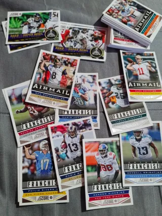 Lote Cards NFL. Más de 200.