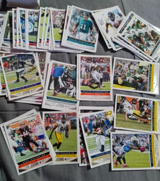 Lote Cards NFL. Más de 200.