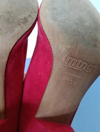 Zapatos mujer Mustang tacón rojos antelina T39