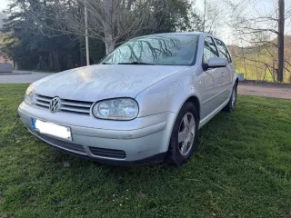 Volkswagen Golf 2000