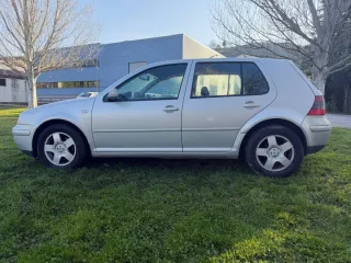 Volkswagen Golf 2000