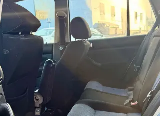 Volkswagen Golf 2000