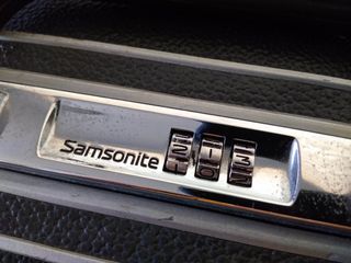 Maleta Samsonite vintage rígida