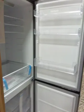 Frigorífico combi Corbero Inox 185x60x60cm fondo