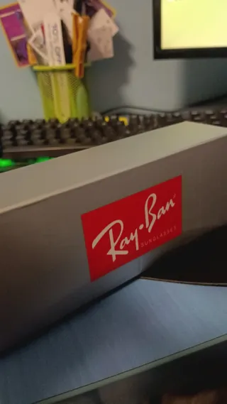 Gafas de sol Ray-Ban 4397 negras