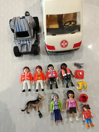 Lote Playmobil Cruz Roja núm 2 con ambulancia