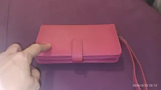 Cartera grande rosa con correa nueva