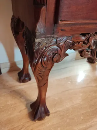 Mueble auxiliar estilo Chippendale, sin envío
