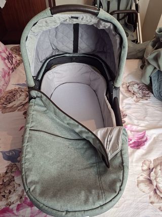Carro de bebé completo