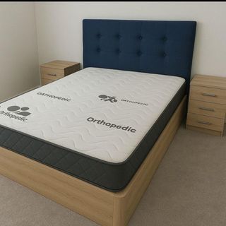 Liquidación:canapés y colchones armarios y sofás?