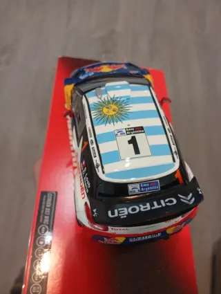 Coche Scalextric Citroën Total Red Bull