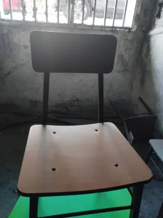 28 Sillas vintage madera y metal