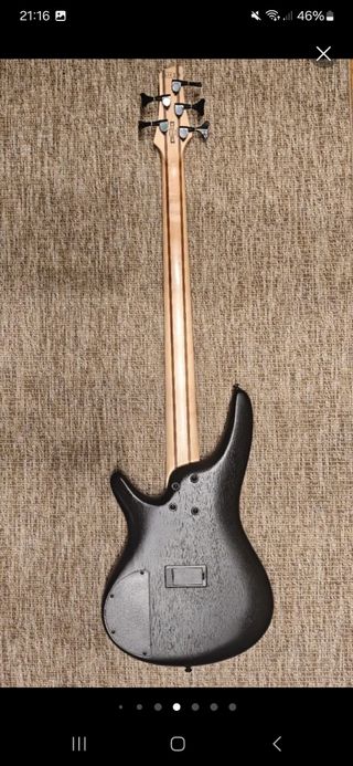 Bajo Eléctrico Ibanez 5 cuerdas