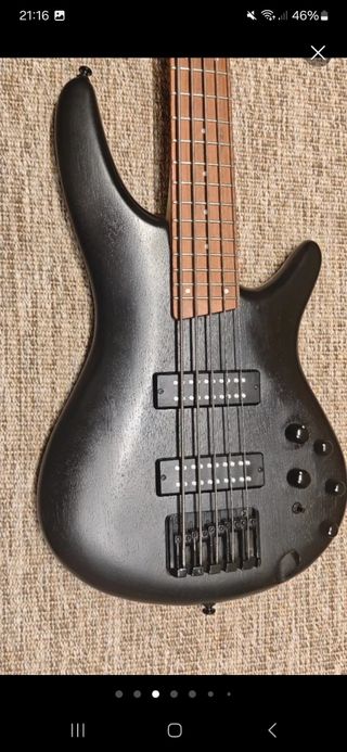 Bajo Eléctrico Ibanez 5 cuerdas