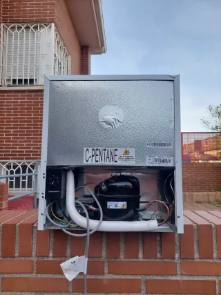 Frigorífico Valberg pequeño nuevo