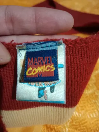 Bufanda Spiderman Punto Roja